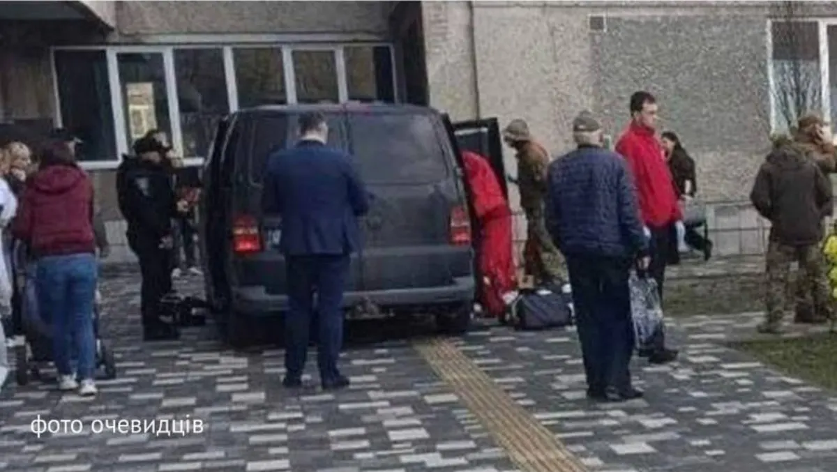 У Львові під час перевірки авто загинув працівник ТЦК: митник наніс ножове поранення в шию