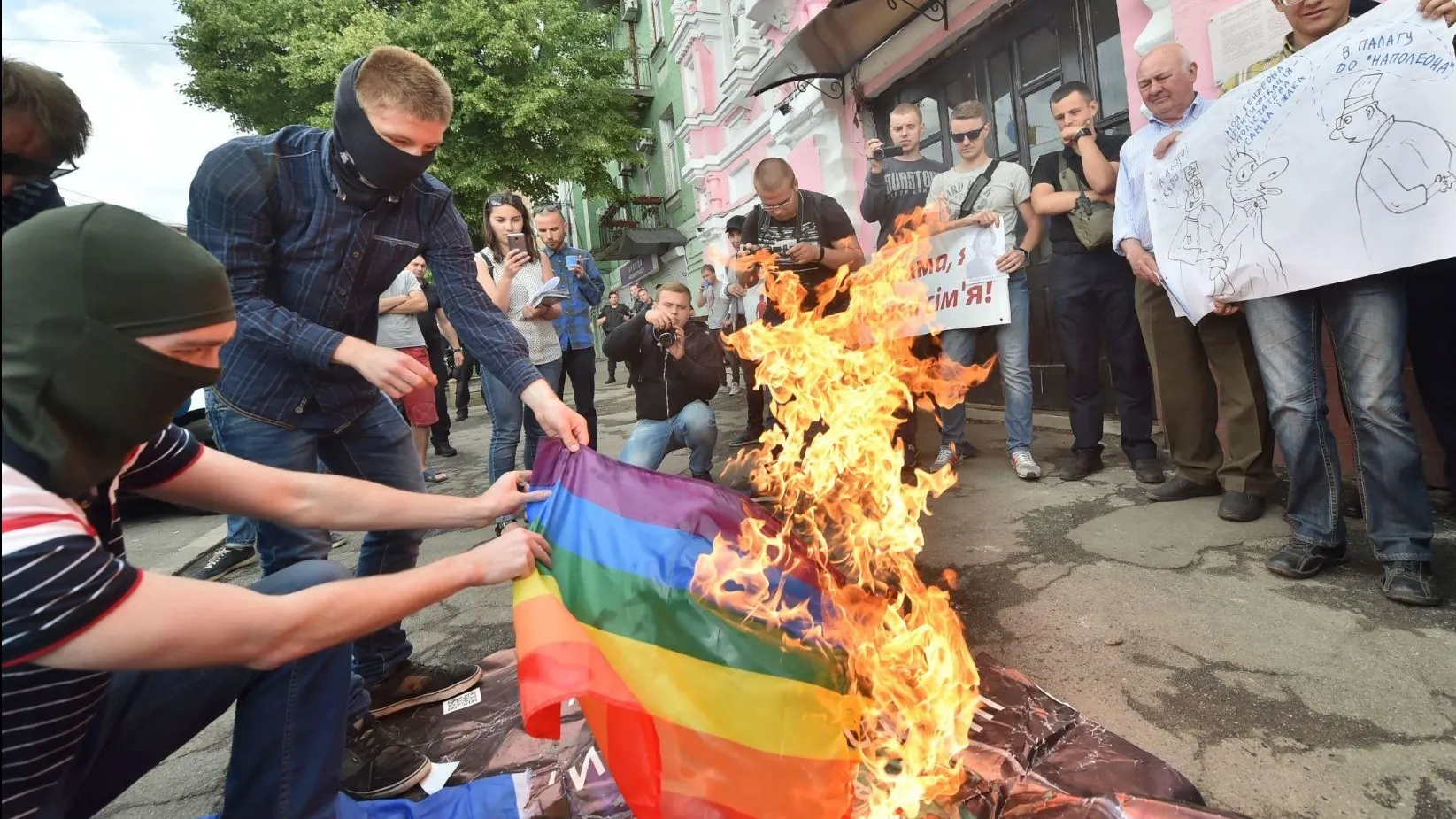 Чи є легалізація одностатевих шлюбів вимогою для вступу України до ЄС: що кажуть юристи